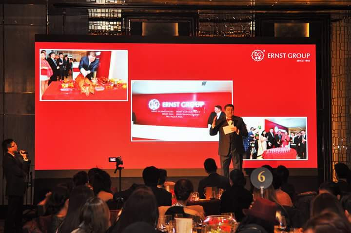 2015 ET brand celebration: presentation to guests